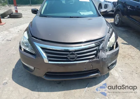2015 Nissan Altima 2.5/2.5 S/2.5 Sl/2.5 Sv z USA, uszkodzony, nr VIN 1N4AL3AP4FC286957